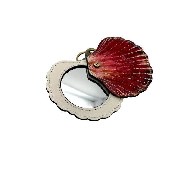 Patricia Nash Lilla Shell Mirror Leather Bag Charm Key Chain Fob NWT - Picture 6 of 6